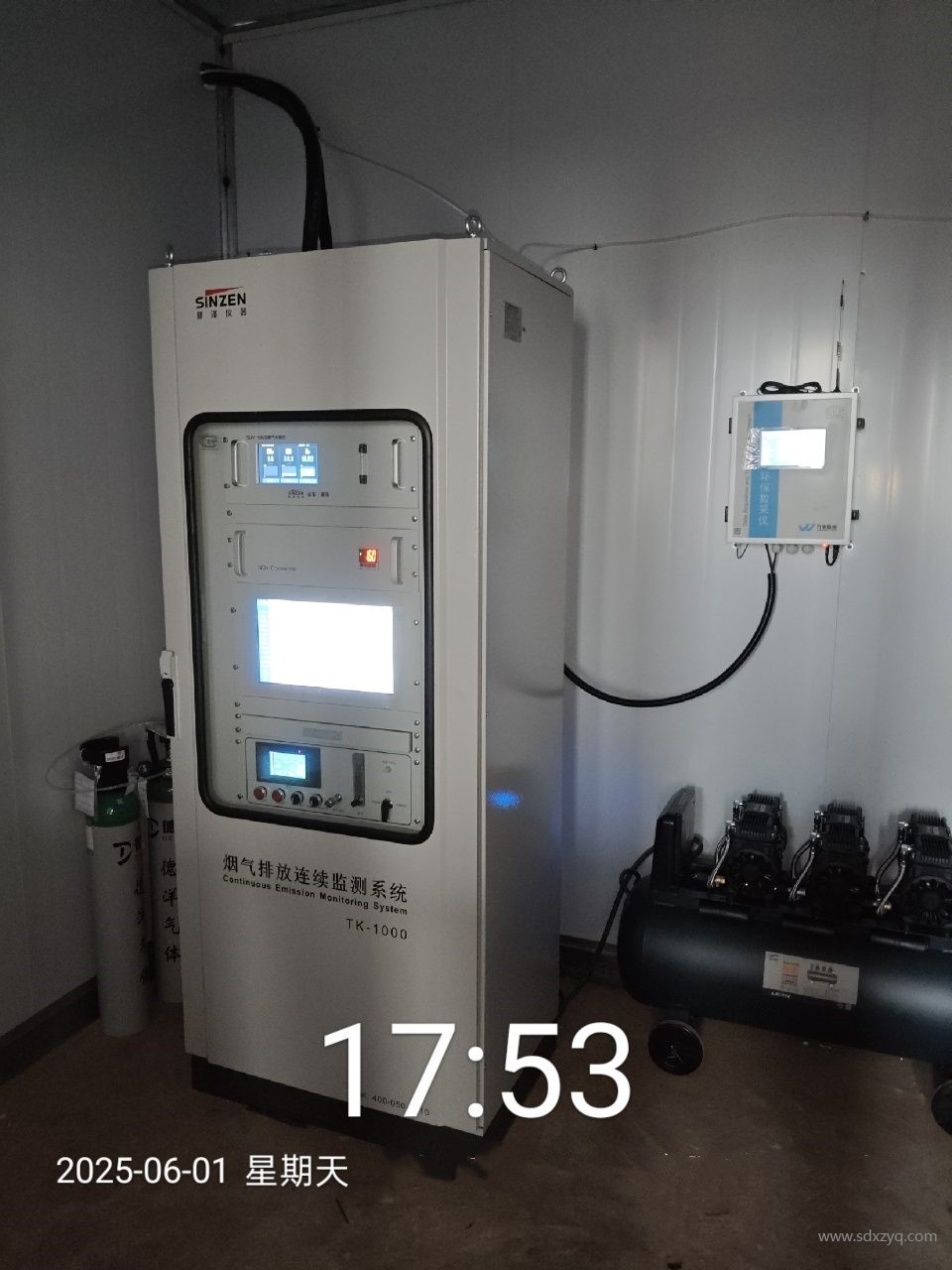 1762495828110542.jpg 煙氣在線監(jiān)測(cè)系統(tǒng).jpg