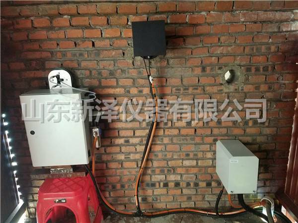 磚煙囪采樣設備安裝示例.jpg 磚煙囪采樣設備安裝示例.jpg